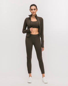 Long Sleeved Stretch Zipper Jacket