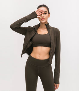 Long Sleeved Stretch Zipper Jacket