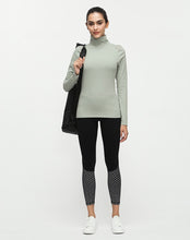 Load image into Gallery viewer, Basic Turtleneck Top